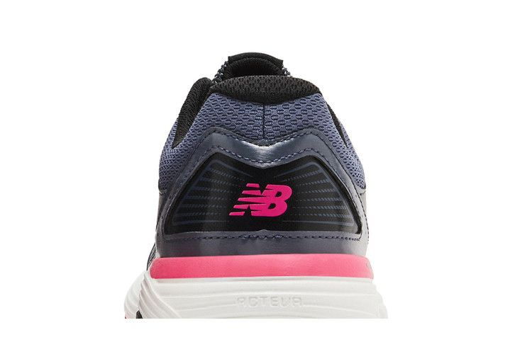 Кроссовки New Balance Wmns 560v7 'Gunmetal Pink'