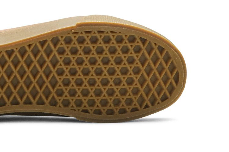 old-skool-gum-sole-vn0a31z9l0g_04