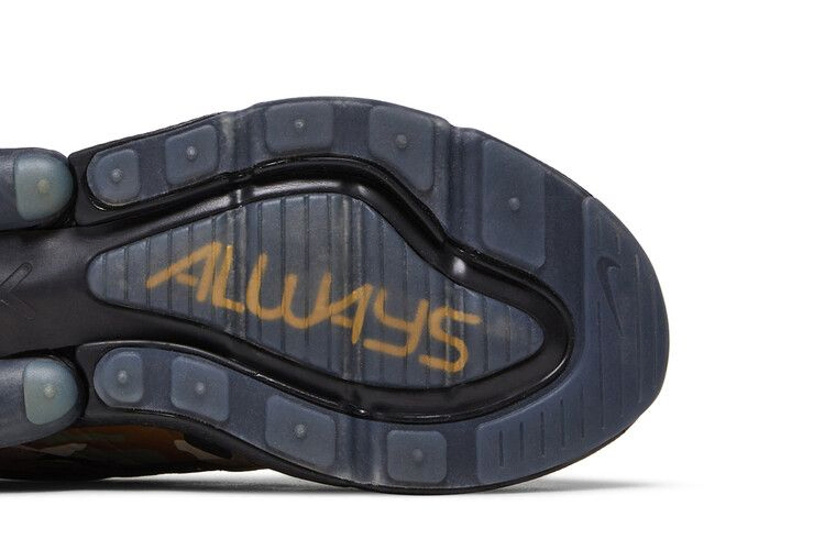 doernbecher-x-air-max-270-freestyle-bv7112-001_04