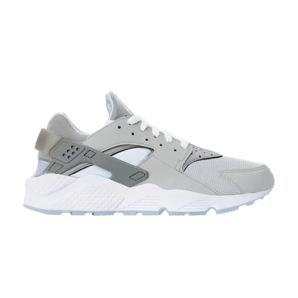 Krossovki-Nike-Air-Huarache-Mag