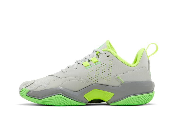 jordan-one-take-4-grey-green-strike-dz3338-003_02