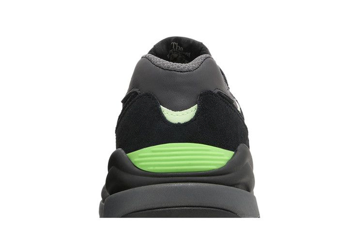 Кроссовки New Balance 57/40 'Wonderland Pack - Black Green Glow'