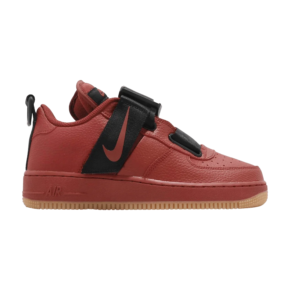 Krossovki-Nike-Air-Force-1-Utility-GS-Dune-Red