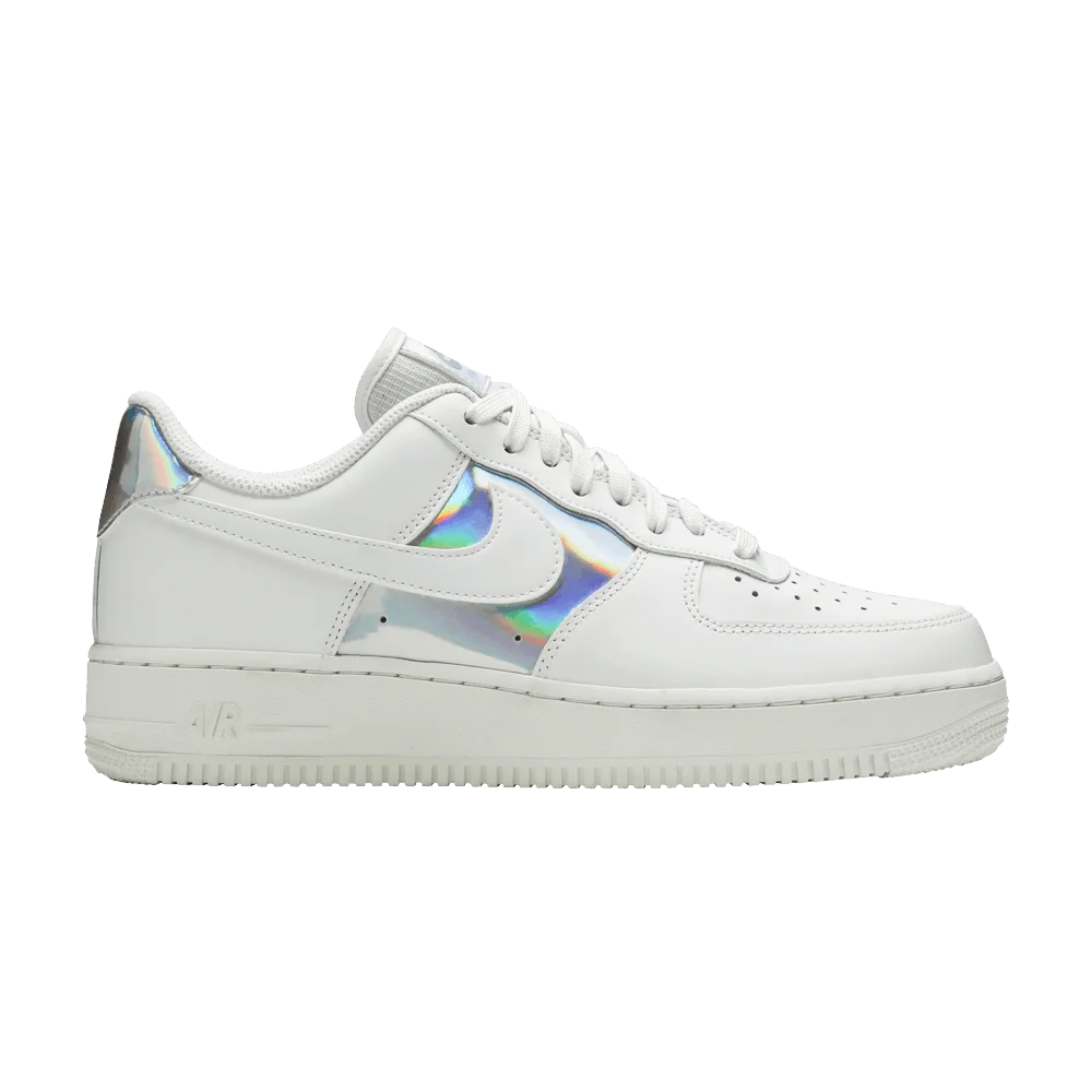 Krossovki-Nike-Wmns-Air-Force-1-Low-White-Iridescent