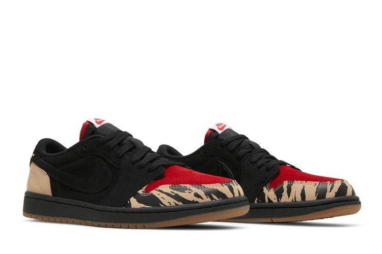 Krossovki-SoleFly-x-Air-Jordan-1-Low-Retro-OG-SP-Everglades-7