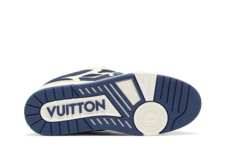 louis-vuitton-skate-sneaker-marine-1aarrl_03