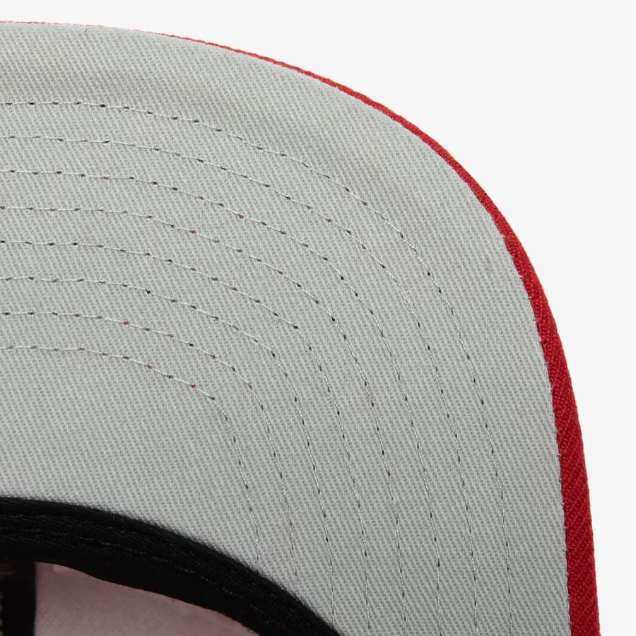 Бейсболка Mitchell & Ness Red Tampa Bay Buccaneers Tapestry Snapback Hat