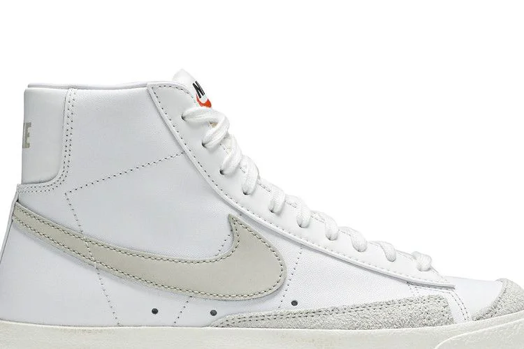 Кроссовки Nike Blazer Mid 77 'Light Bone'