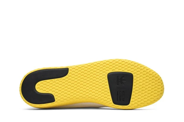 Krossovki-Pharrell-x-adidas-Tennis-Hu-Yellow-1