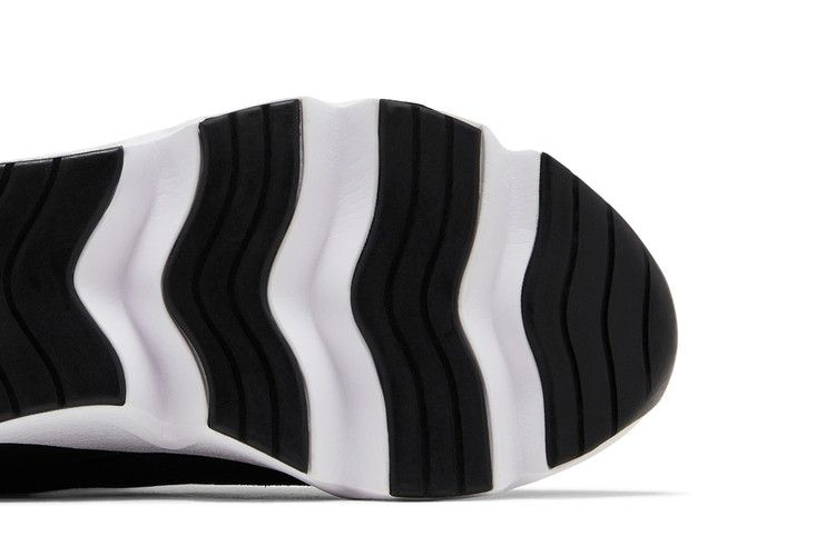 wmns-ryz-365-2-black-white-cu4874-001_04