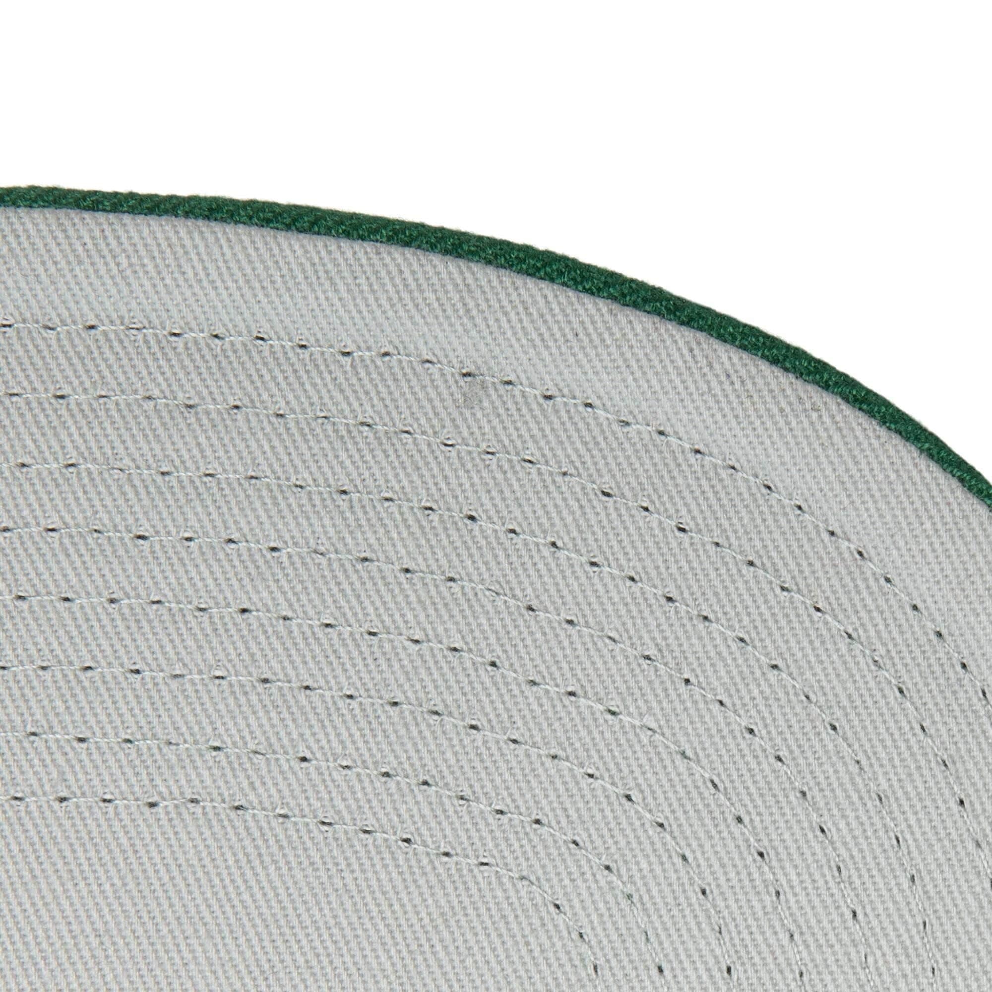 Бейсболка Mitchell & Ness Side Core 2.0 Snapback Milwaukee Bucks Hat