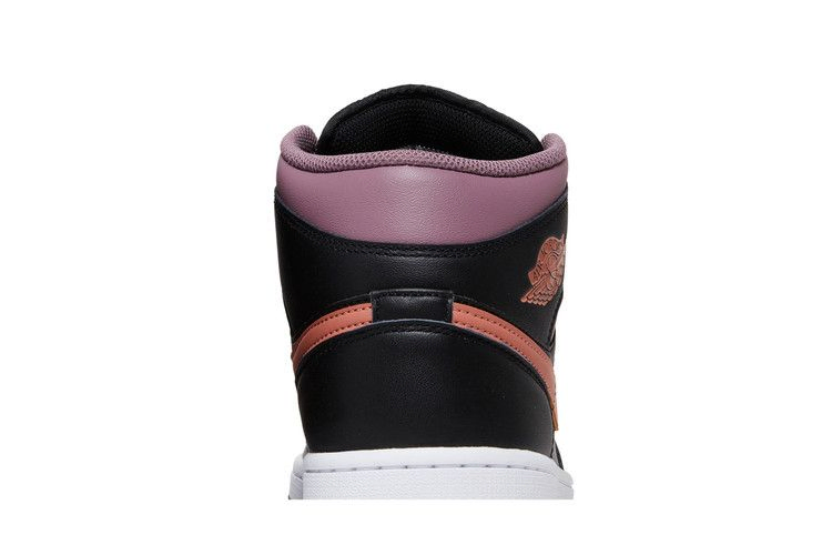Кроссовки Air Jordan 1 Mid SE 'Black Sky J Mauve'