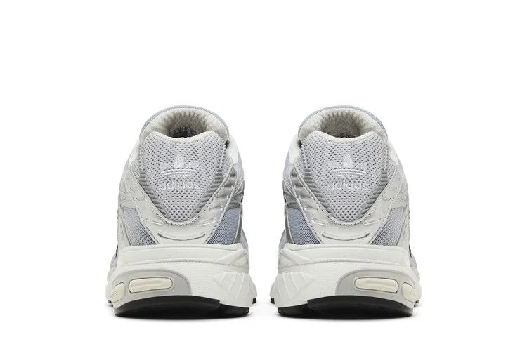 Кроссовки adidas Adistar Cushion 'Silver Metallic'