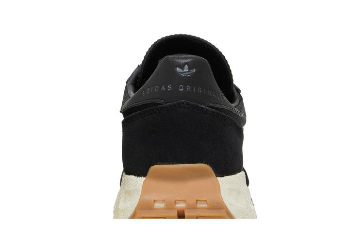 retropy-e5-core-black-h03080_06