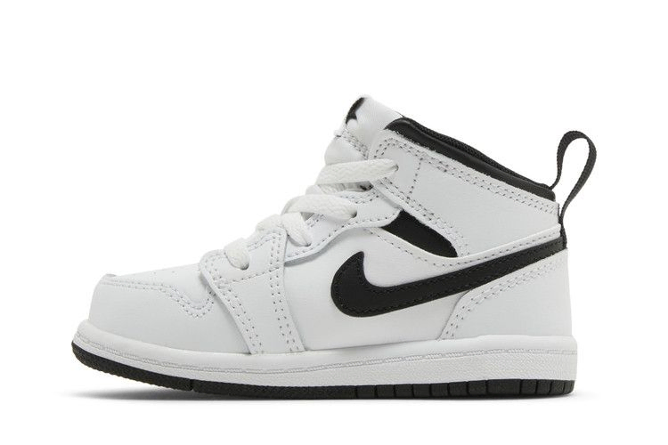 air-jordan-1-mid-td-white-black-dq8425-132_02