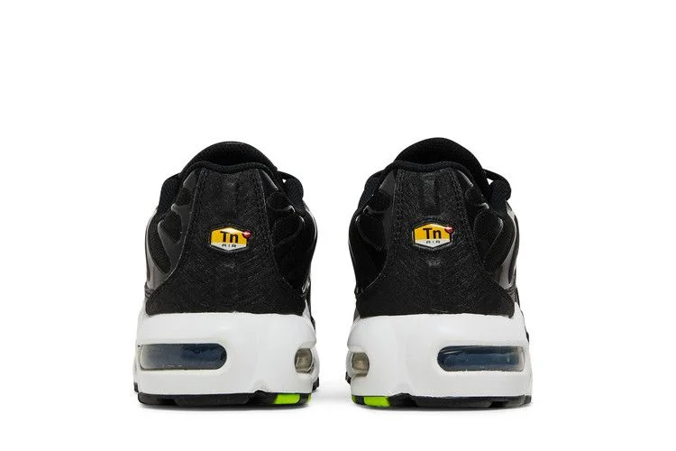 Кроссовки Nike Air Max Plus 1 GS 'Black Volt'