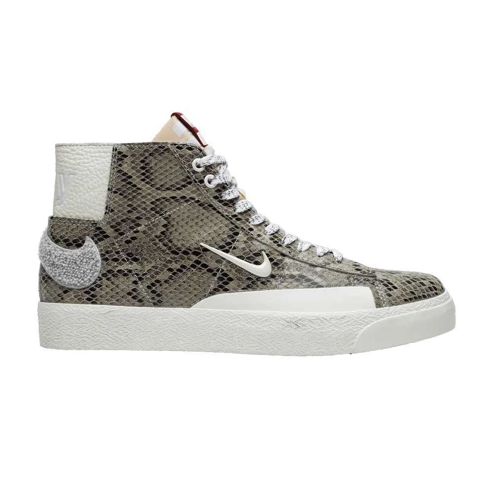 Krossovki-Soulland-x-Nike-Blazer-Mid-SB-FRI.day-03