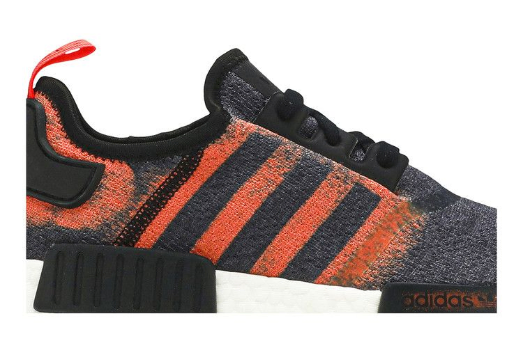 nmd_r1-black-solar-red-g27917_01