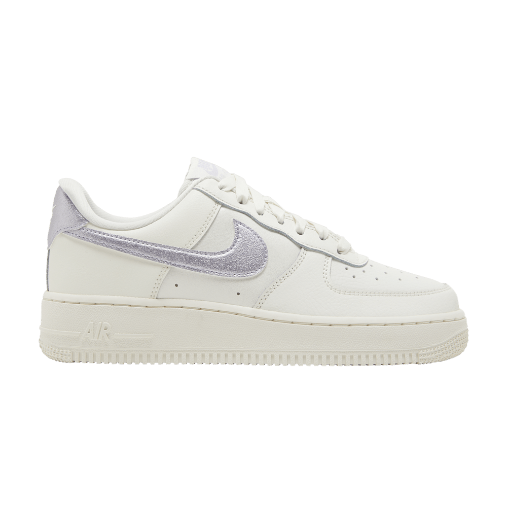wmns-air-force-1-low-sail-oxygen-purple-dv7470-100