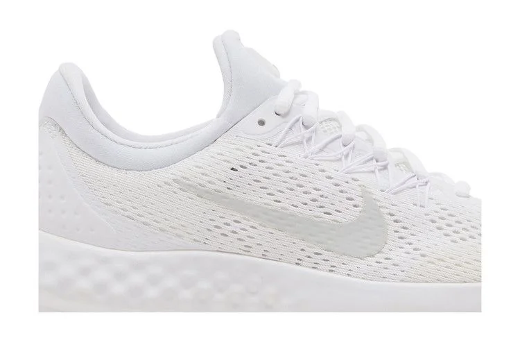 Krossovki-Nike-Lunar-Skyelux-White-Pure-Platinum-1