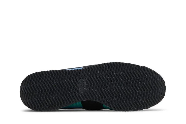Krossovki-Union-LA-x-Nike-Cortez-SP-Off-Noir-3