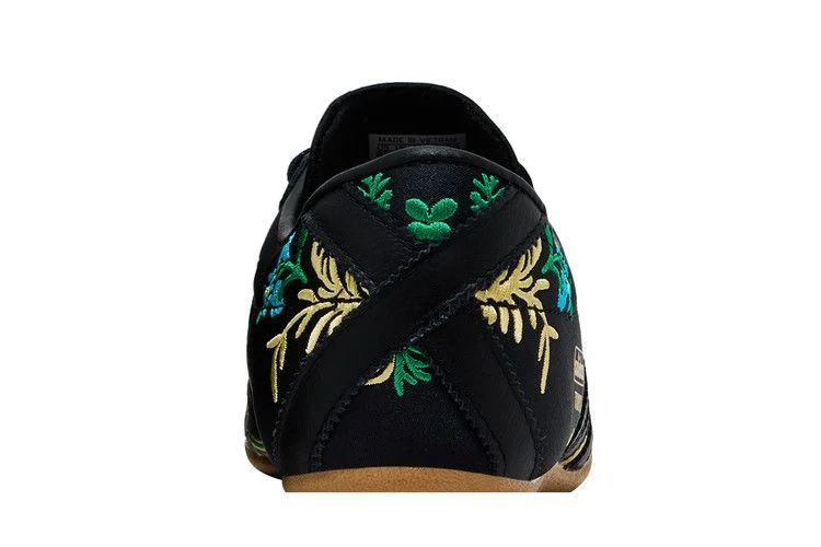 Кроссовки adidas Wmns Tokyo 'Floral Embroidery Pack - Black'