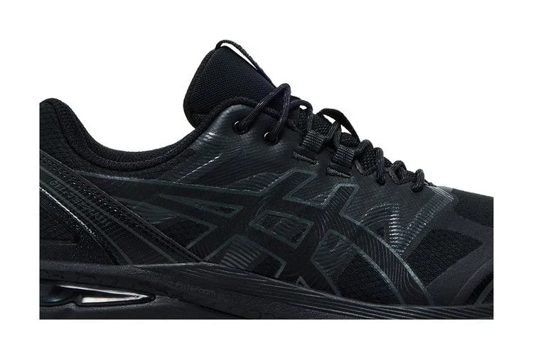 Krossovki-ASICS-Gel-Terrain-Triple-Black-1