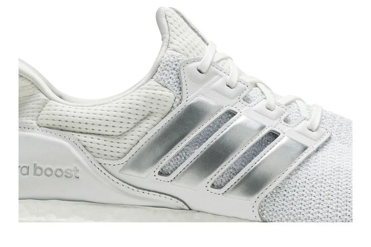 Krossovki-adidas-UltraBoost-DNA-White-Silver-Metallic-1