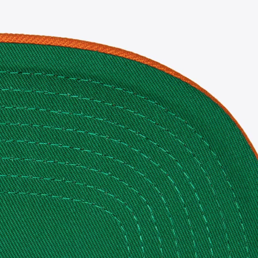 Бейсболка Mitchell & Ness Black Philadelphia Flyers Tailsweep 2.0 Pro Snapback Hat