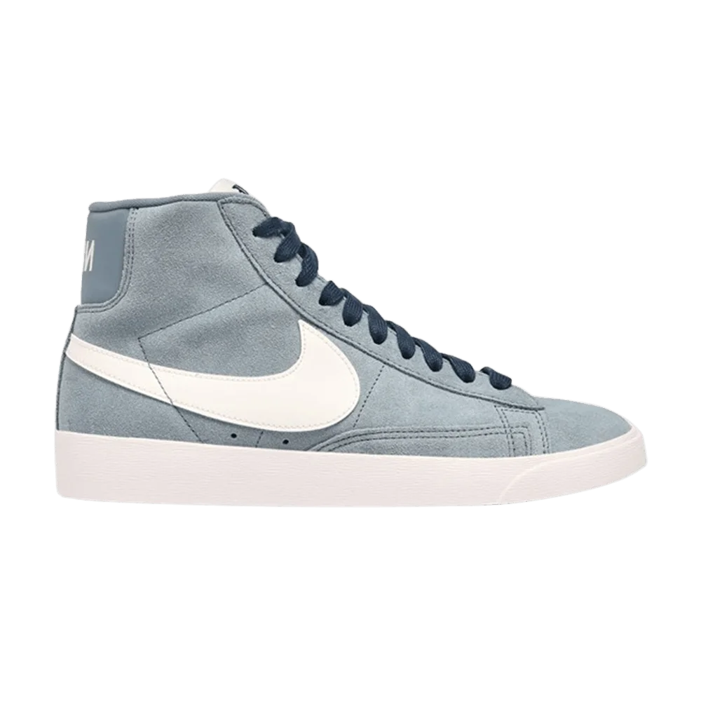 Krossovki-Nike-Wmns-Blazer-Mid-Vintage-Aviator-Grey