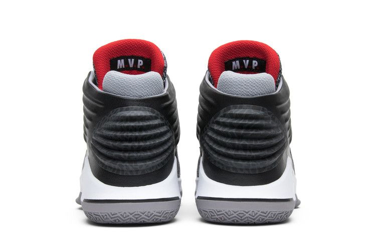 air-jordan-32-black-cement-aa1253-002_05