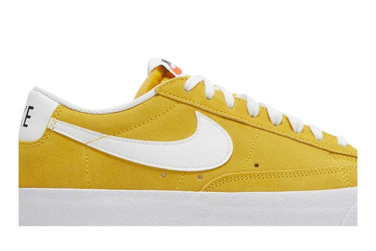 blazer-low-77-speed-yellow-da7254-700_01