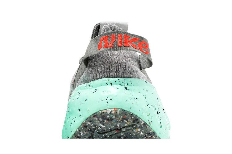 Кроссовки Nike Space Hippie 04 'Green Glow'