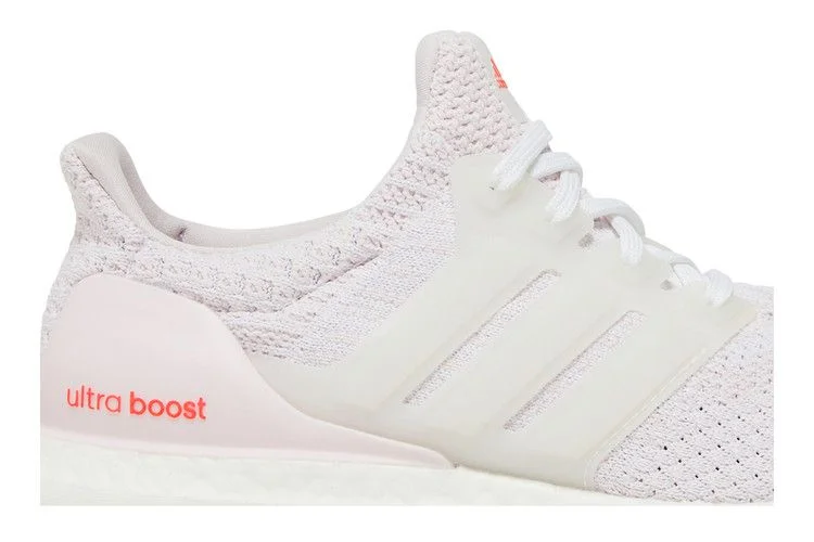 Кроссовки adidas Wmns UltraBoost 5.0 DNA 'Almost Pink'
