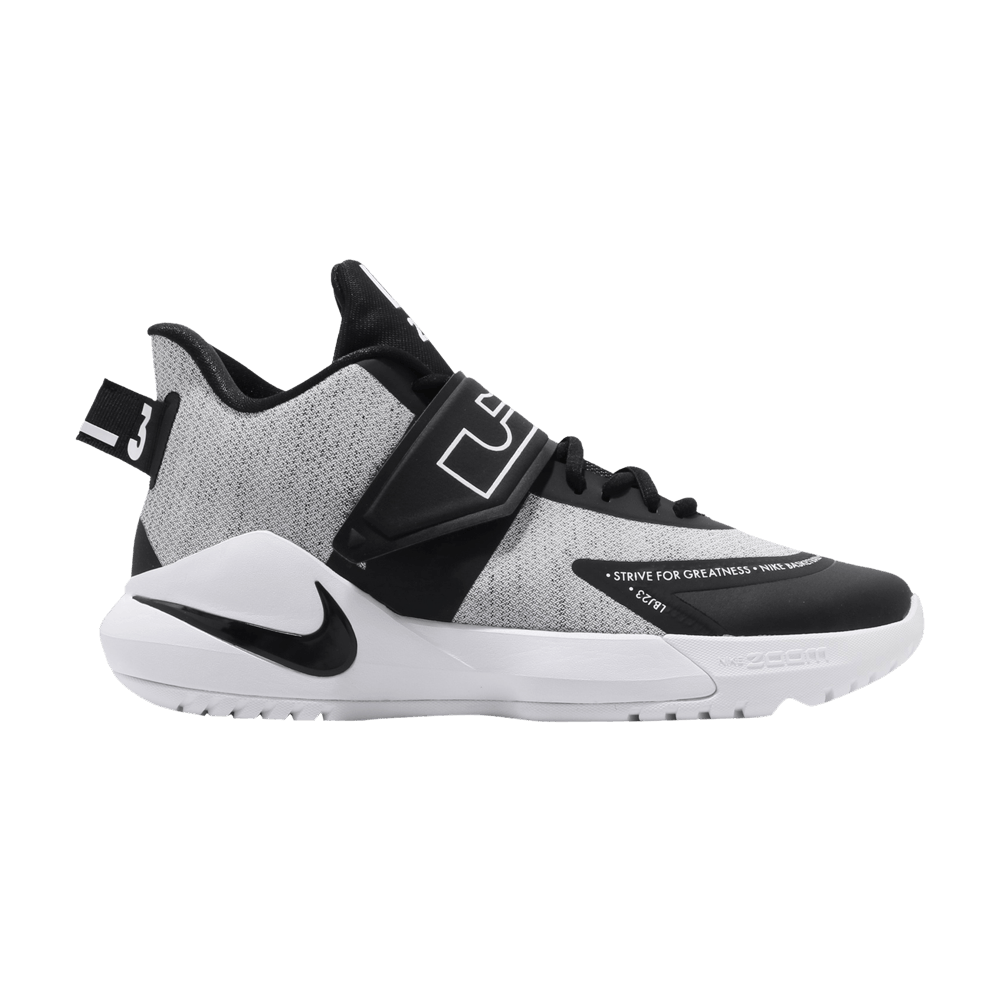 Кроссовки Nike LeBron Ambassador 12 'Black White'