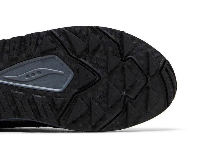 grid-shadow-2-gore-tex-triple-black-s70840-3_04