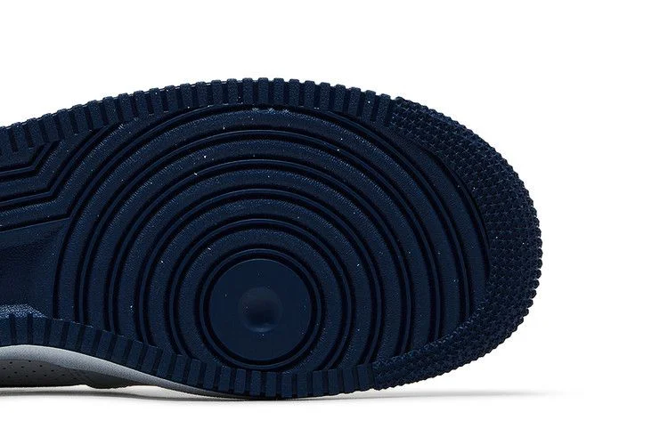 Кроссовки Nike Air Force 1 '07 'Embroidered Swoosh - Photon Dust Navy'