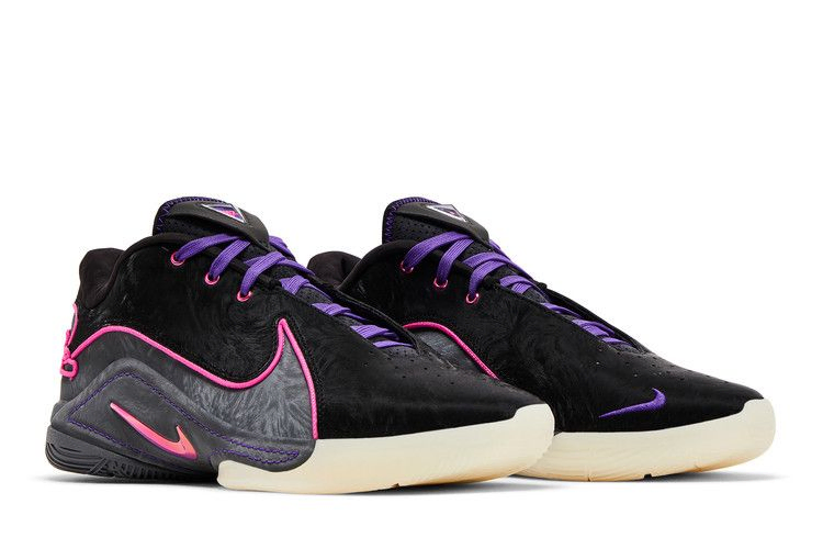 lebron-22-blacklight-fz1094-001_07