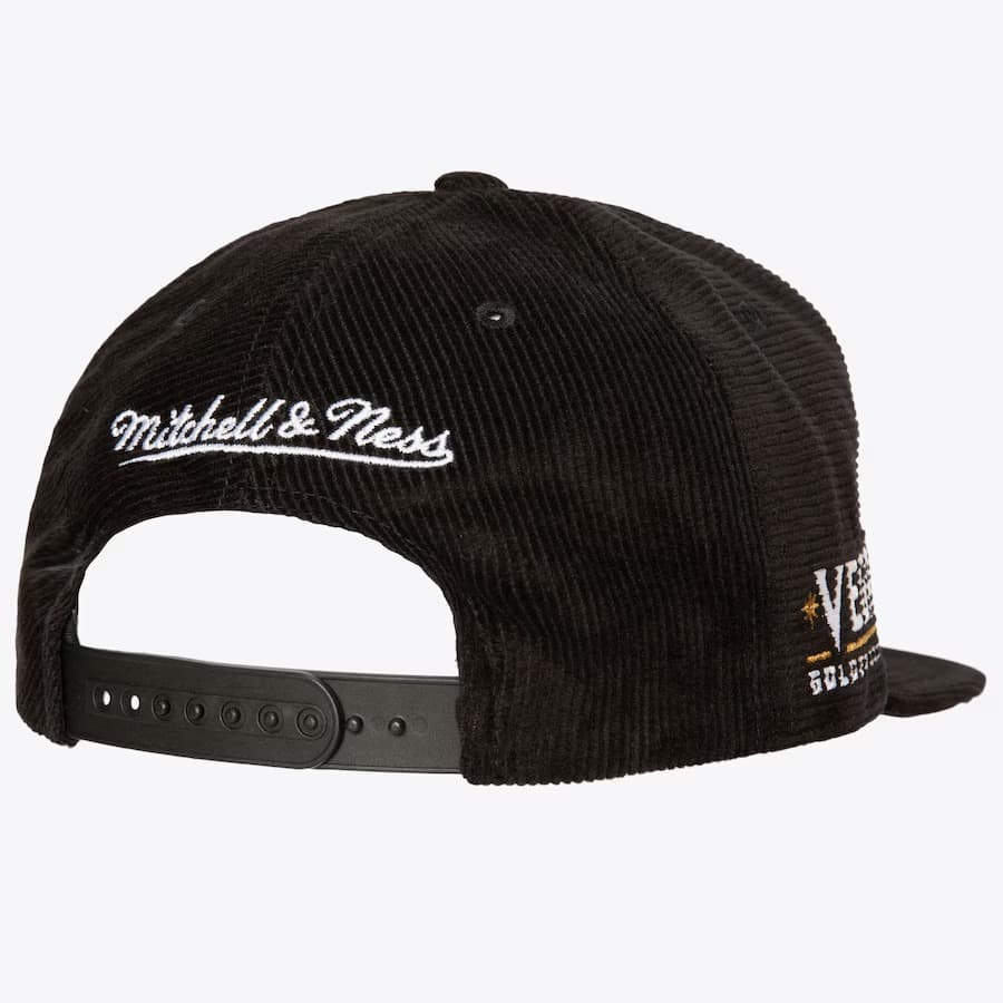 Бейсболка Mitchell & Ness Black Vegas Golden Knights All Directions Corduroy Snapback Hat