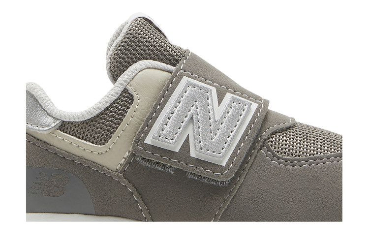 Кроссовки New Balance 574 New-B Hook & Loop Toddler Wide 'Rain Cloud Silver Metallic'