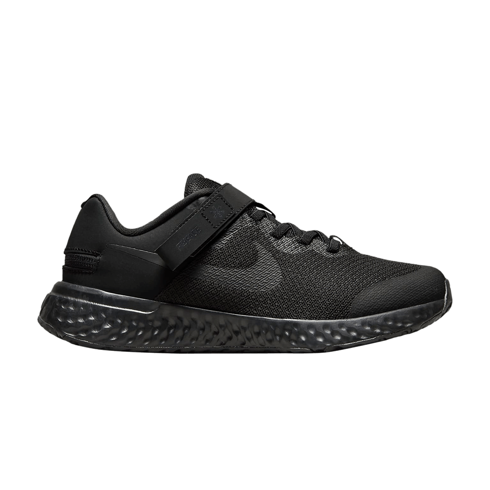 Кроссовки Nike Revolution 6 FlyEase 4E GS 'Black Dark Smoke Grey'