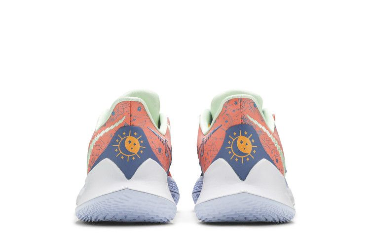 Кроссовки Nike Kyrie Low 3 'Tie-Dye'