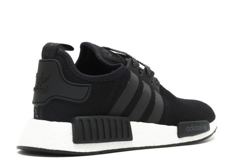 Кроссовки Adidas NMD_R1 'Black Wool'