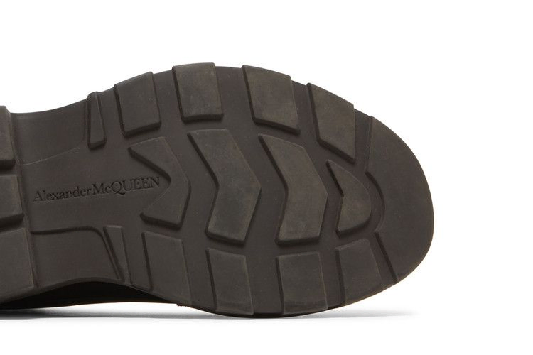 Кроссовки Alexander McQueen Tread Slick Boots 'Khaki Black'