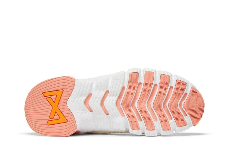 Кроссовки Nike Wmns Free Metcon 4 'Sail Total Orange'