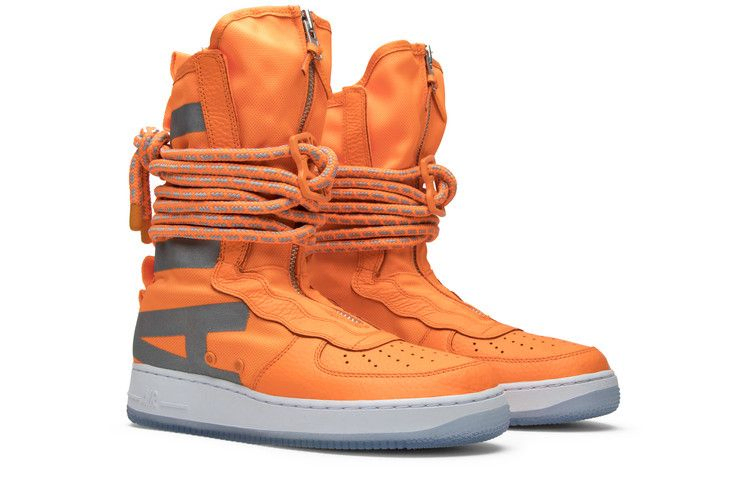 special-field-air-force-1-total-orange-aa1128-800_07
