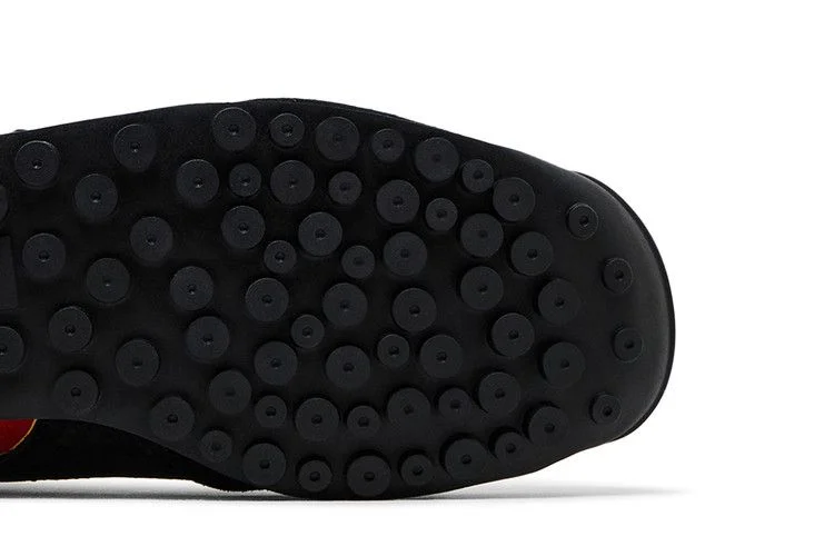 Krossovki-Hello-Kitty-x-Puma-Wmns-Easy-Rider-Goth-4