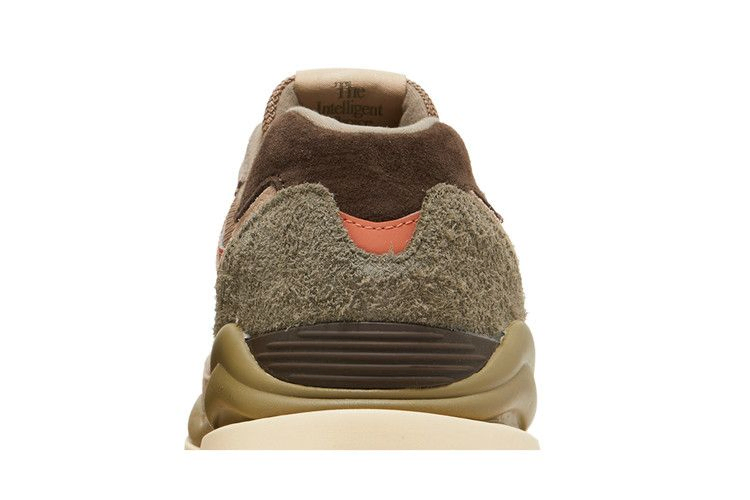Кроссовки New Balance 57/40 'Mushroom Sweet Caramel'