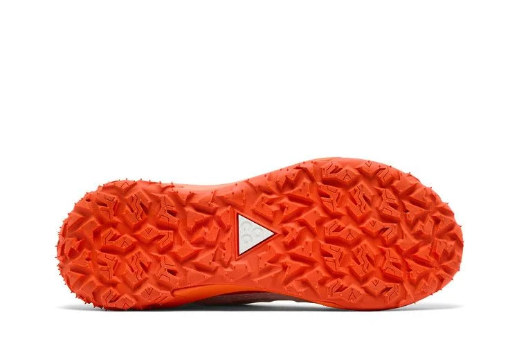 Кроссовки Nike ACG Mountain Fly 2 Low 'Summit White Orange'