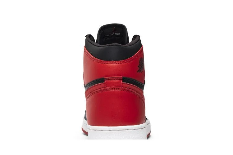 Кроссовки Air Jordan 1 Retro 'Bred' 2001